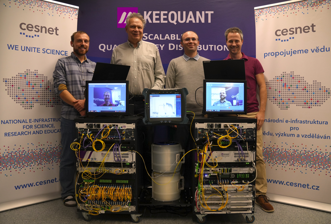 Povolte externí obrázky.